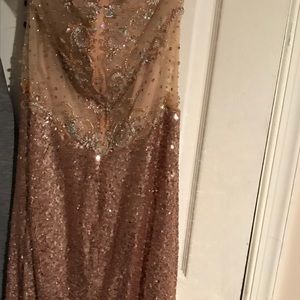 Evening gown dress